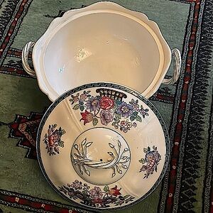 Antique Wedgwood Etruria England, rare, 1922, perfect condition over 100 yrs old